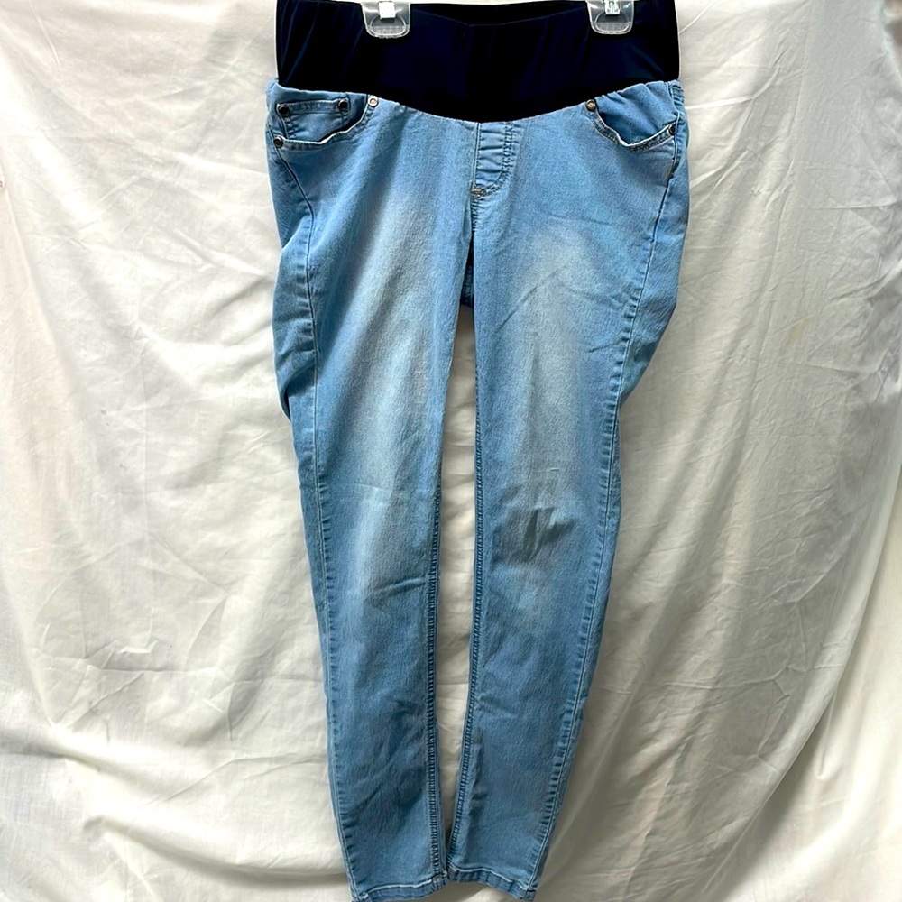 Oh mamma faded maternity skinny leg pants sz M